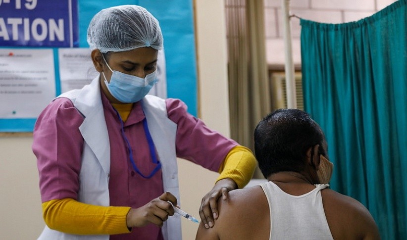 Вторая партия вакцины “Спутник V” поступила в Индию